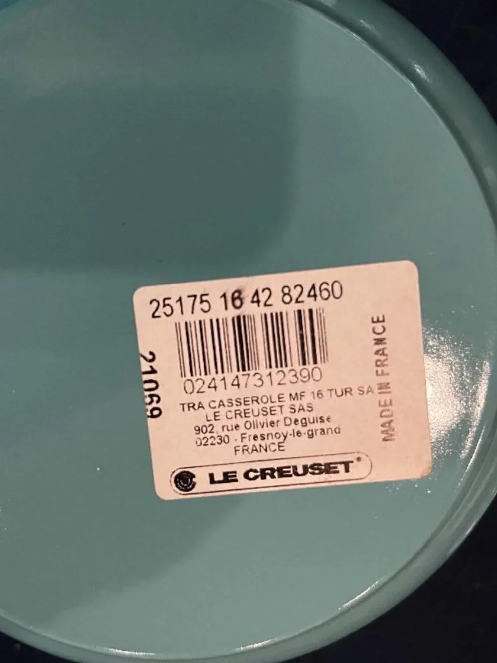 Le Creuset 1.75 qt. Signature Saucepan - NWOT